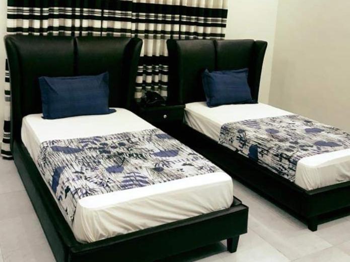 Bed and Breakfast Asaish In 2 Karaczi Zewnętrze zdjęcie
